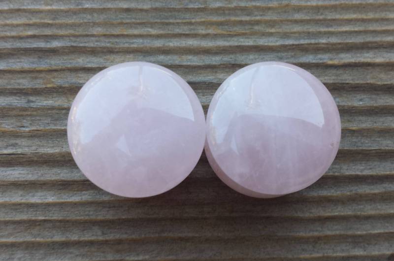 Ein Paar Echte Rosenquarz Plugs Gauges Schmuck Double Flared - Pick Size von AandSCrystals