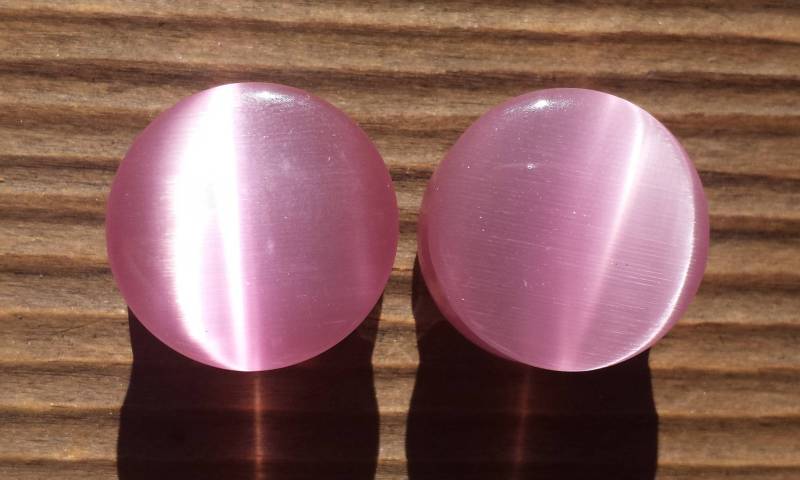 Ein Paar Katzen Auge Pink Plugs Gauges Körperschmuck Double Flared - Pick Size von AandSCrystals