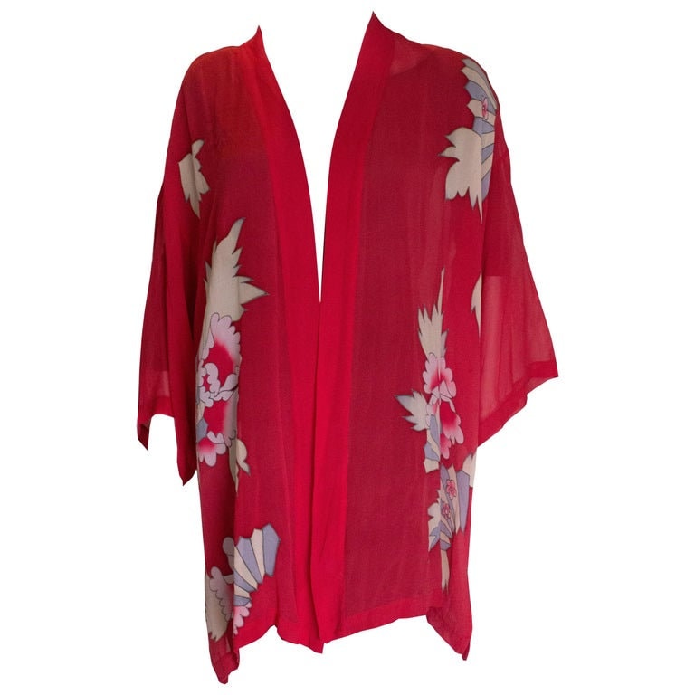 A Vintage Red Silk Chiffon Kimono Jacket von AardvarkvintageGoods