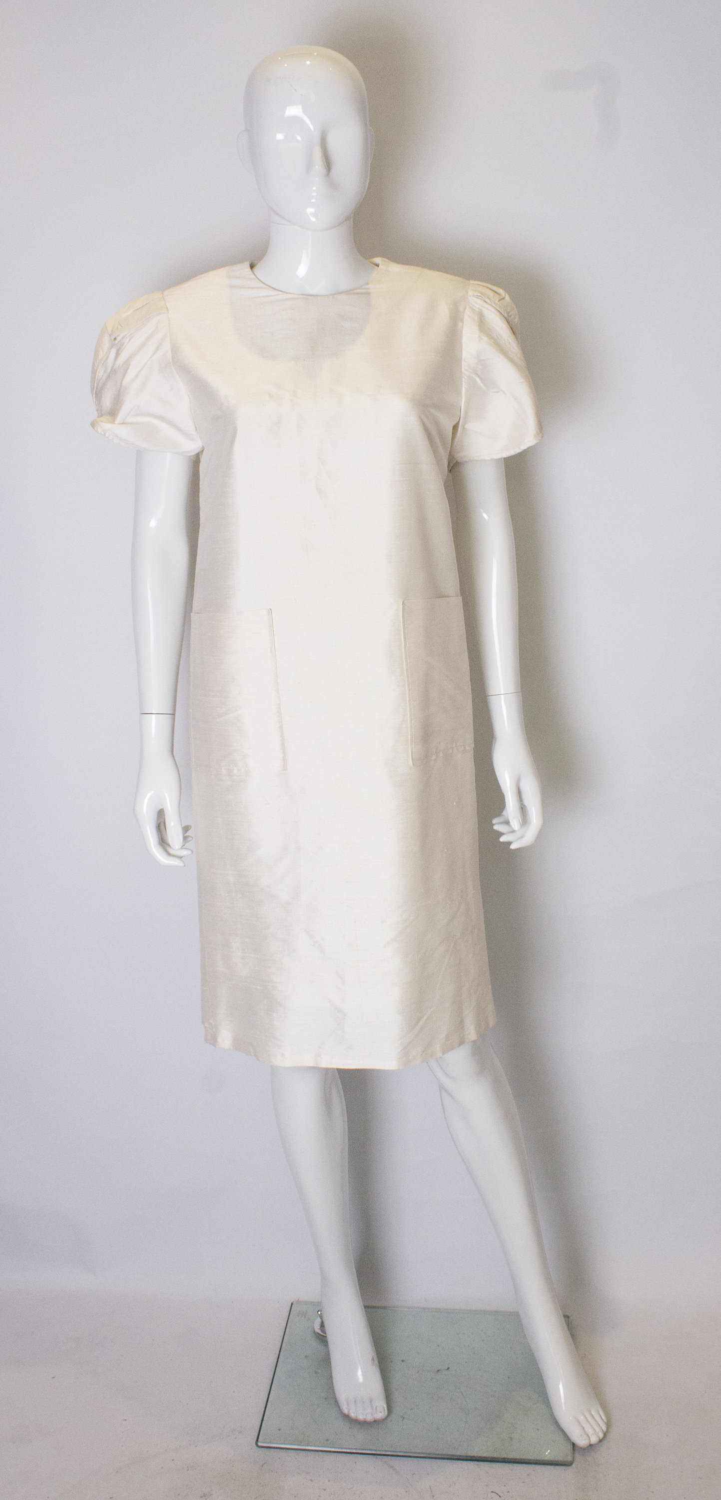 Ein Jahrgang Aus Der 1980Er Zeit Awenbein-Schleifverschieb-Kleid von AardvarkvintageGoods