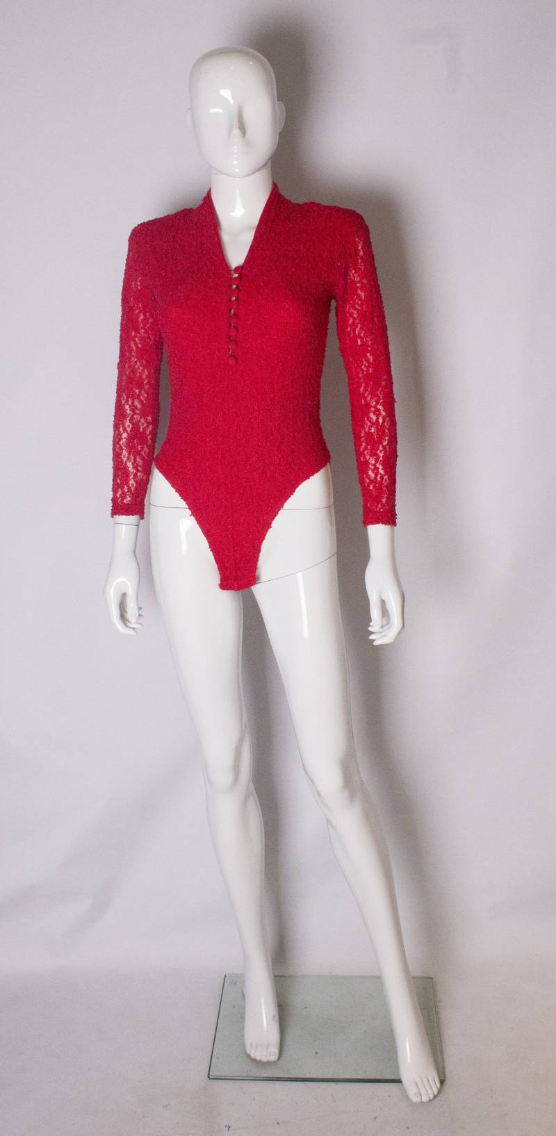 Ein Klassiker Der 1980Er Jahre Roter Spitze Körper von AardvarkvintageGoods