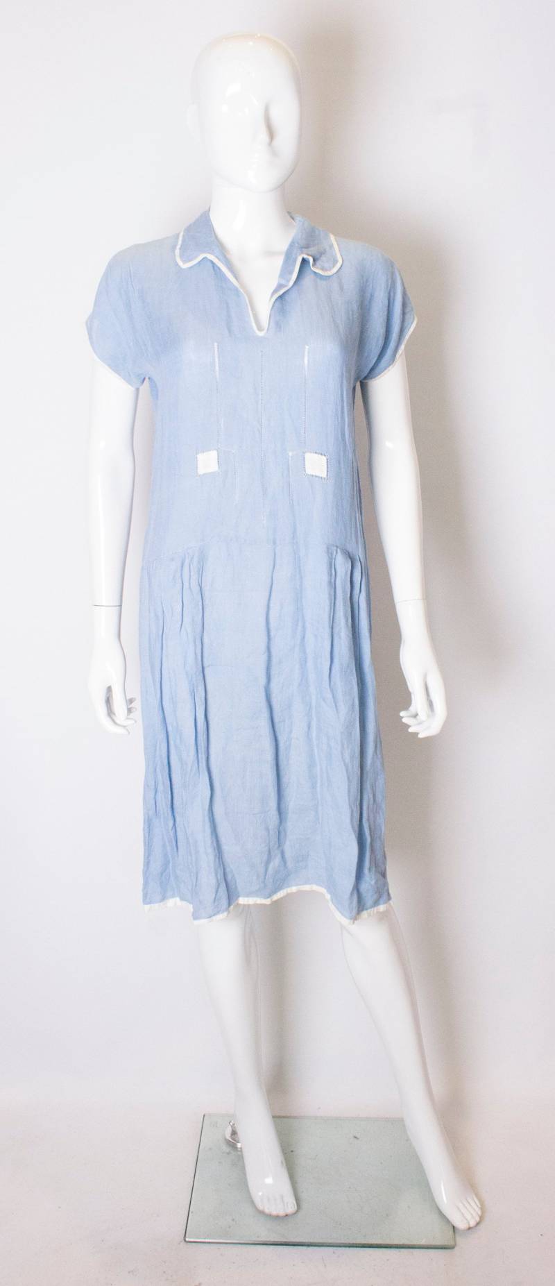 Ein Vintage 1920Er Jahre Himmelblau Leinen Tag Sommer Kleid von AardvarkvintageGoods