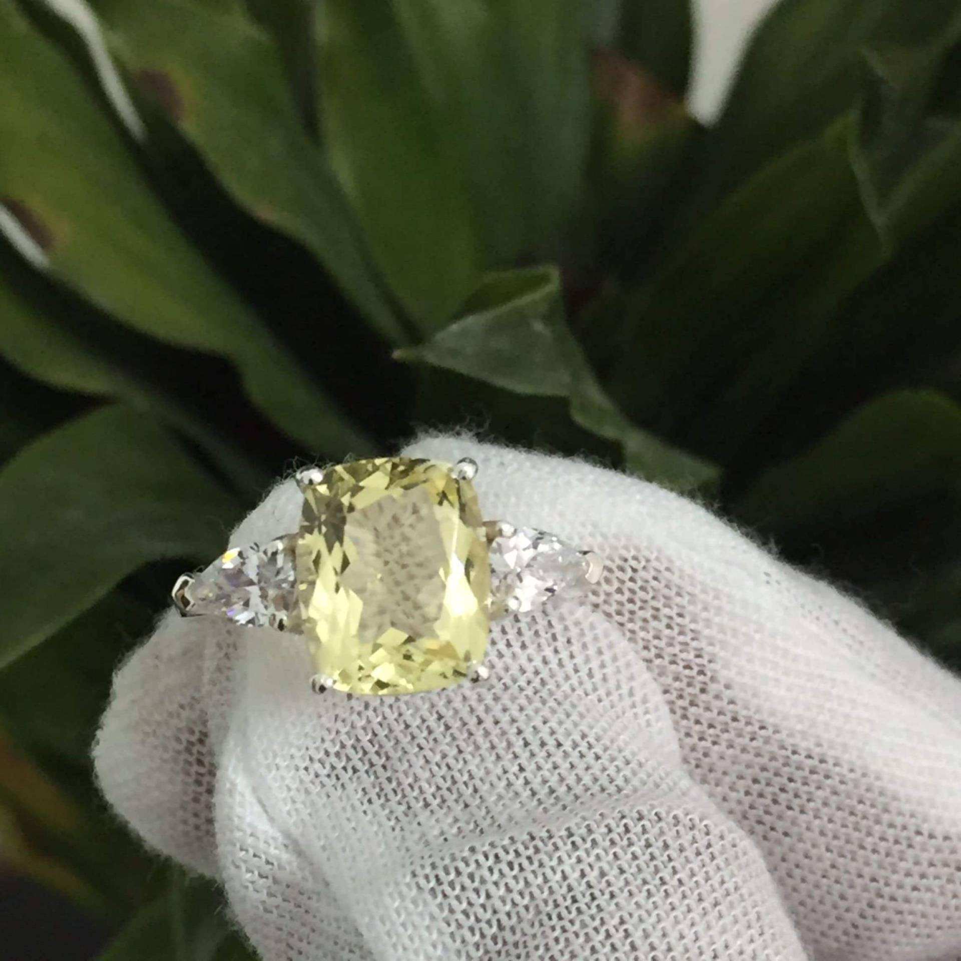 Natürlicher Gelber Saphir 5 Karat Ring, 925 Sterling Silber, Handgemachter Ring Für Männer Und Frauen, Jahrestag Geschenk von AarinJewels