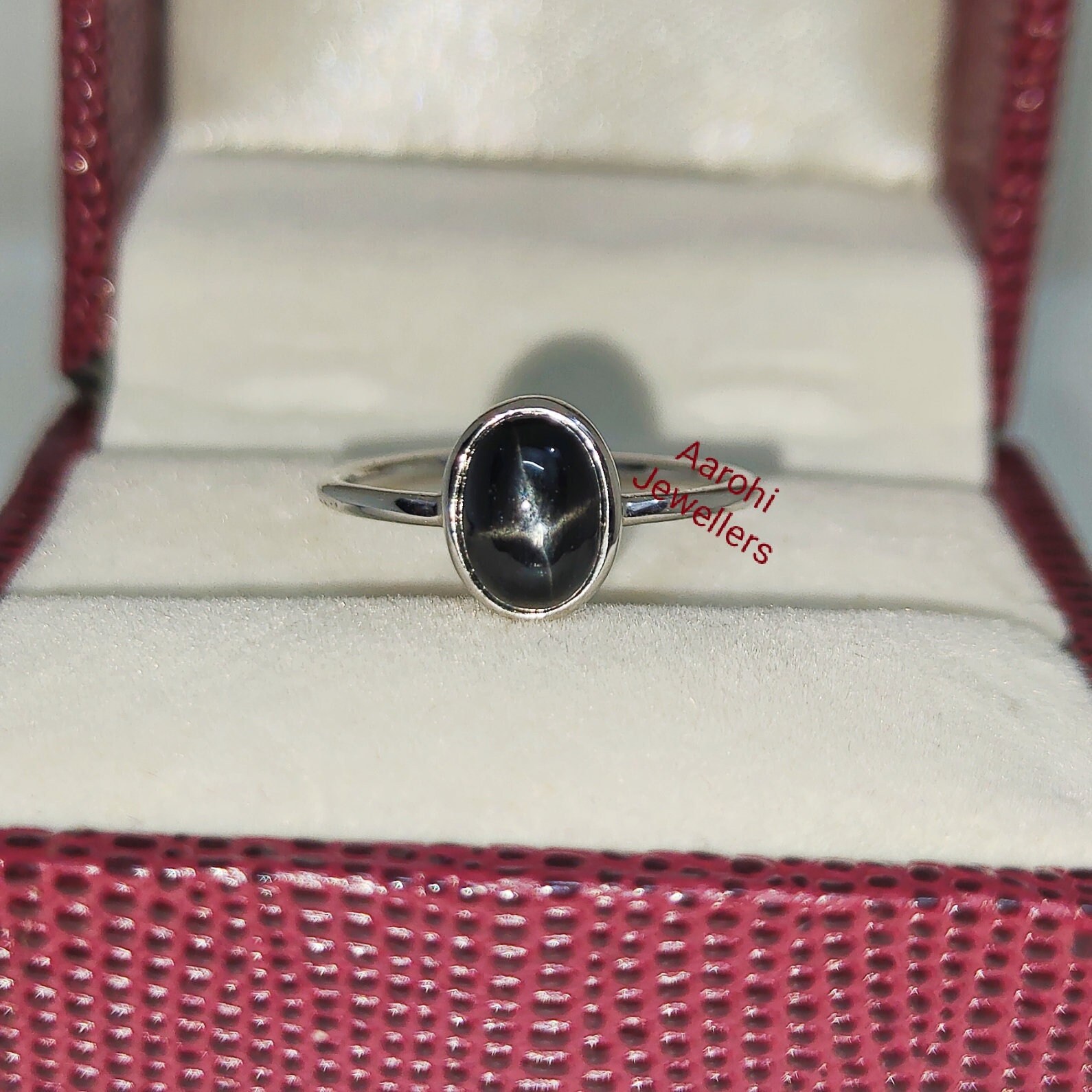 Schwarzer Stern Ring, Handgemachter Sterling Silber Zierliche Schwarze Ehering, Jahrestag Geschenk Ring von Aarohijewellers