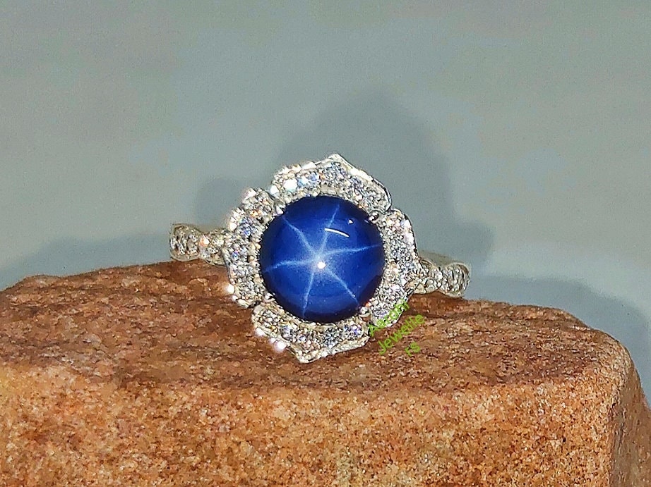 Vintage Blauer Stern Saphir Ring, 925 Sterling Silber, 6 Strahlen Lindy Versprechen Frauen Geschenk Ring von Aarohijewellers