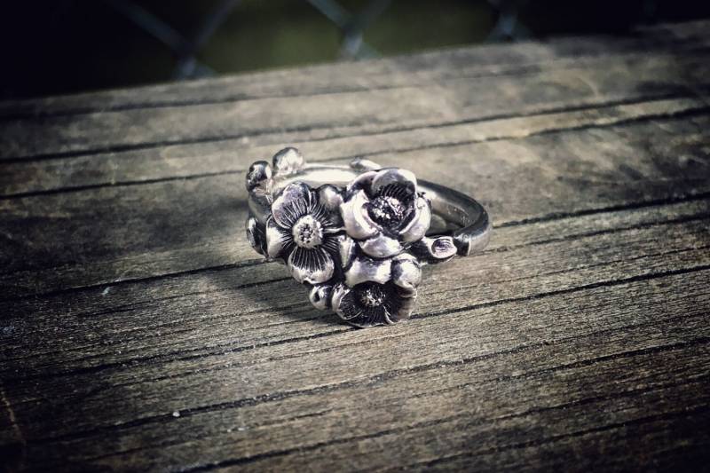 1928 Apfelblüte Sterling Löffel Ring von AaronPaulDesigns