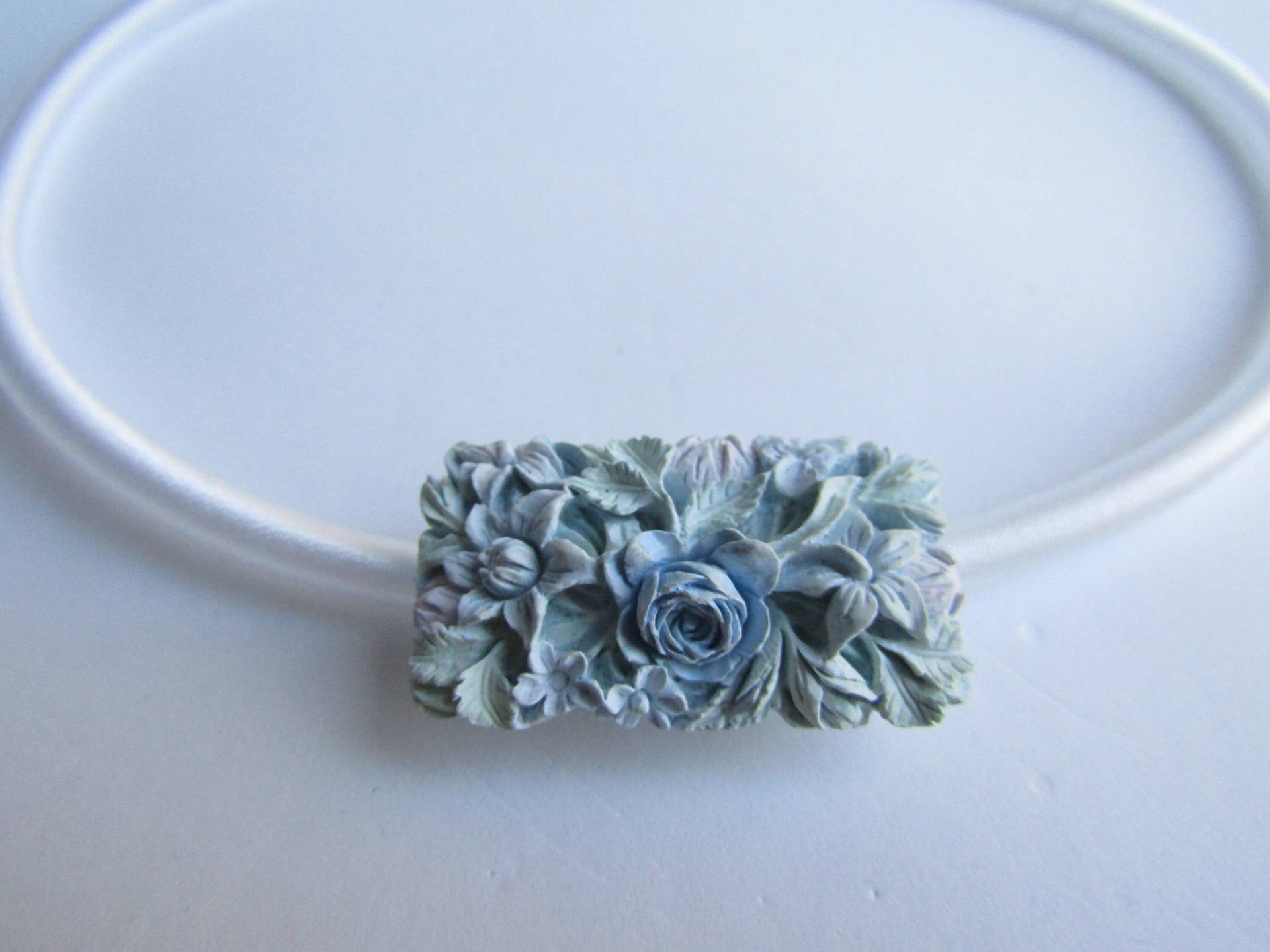 Lc Antike Geschnitzte Meerschaum Floating Anhänger Love It An 5 Mm Seidenkordel Halskette Think Wedding von AartsyLC