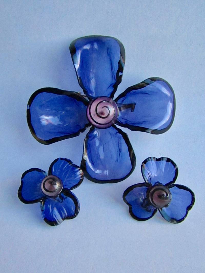 Vintage Set Cellulose Acetat Transparent Blumen Design Ohrclips Und Brosche Japan Signiert von AartsyLC