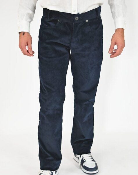 Aatise Herrenhose Zanzibar mid-raise aus stretch Bio-Cord von Aatise