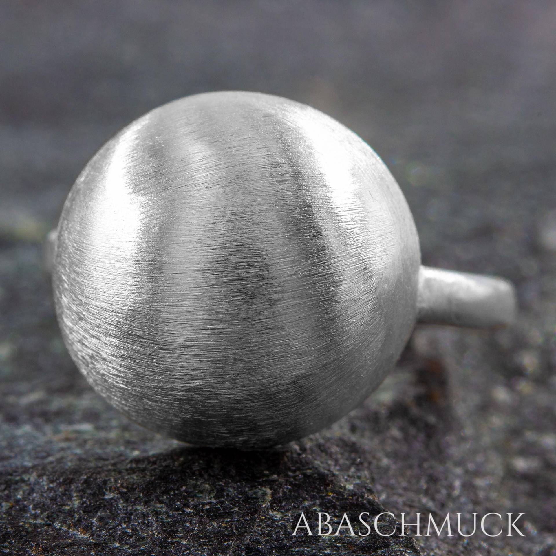 Regulierbarer Silberring Mit Matter Oberfläche - Moderner Damenring, Auffälliger Statement-Ring Für Alltag & Abend Handarbeit von AbaSchmuck
