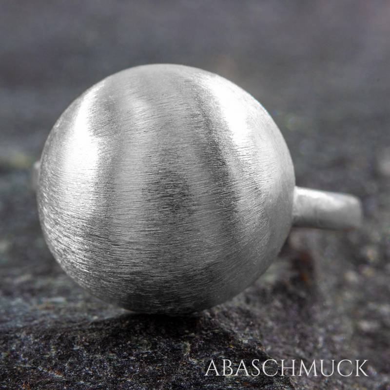 Regulierbarer Silberring Mit Matter Oberfläche - Moderner Damenring, Auffälliger Statement-Ring Für Alltag & Abend Handarbeit Regulierbarer Silberring Mit Matter Oberfläche - Moderner Damenring, Auffälliger Statement-Ring Für Alltag & Abend Handarbeit von AbaSchmuck