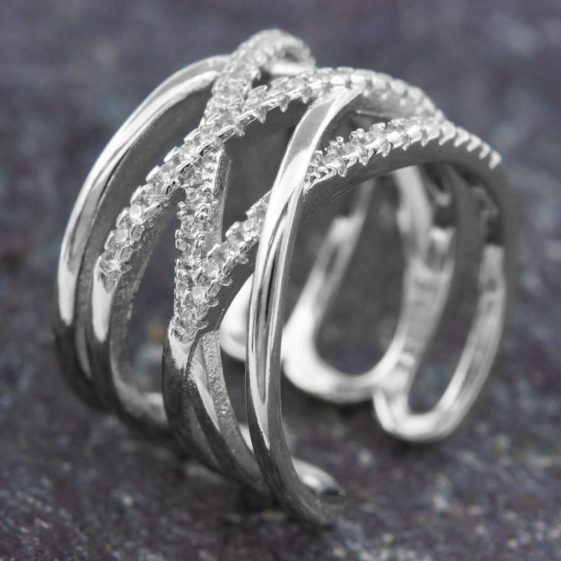 Silberner Statement-Ring Mit Funkelnden Zirkonia Und Überkreuzten Linien - Größenverstellbarer 925 Silberring, Handgefertigt von AbaSchmuck