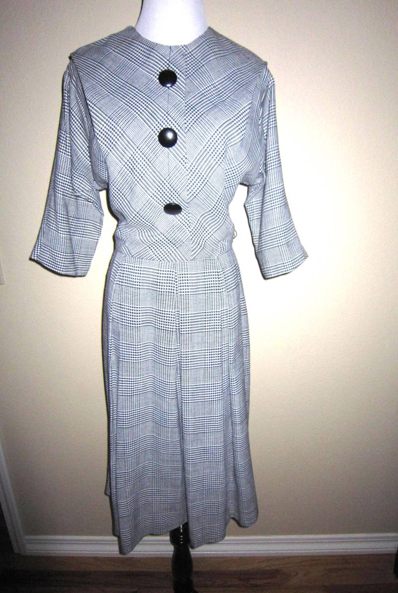 Vintage 60Er Jahre Herringbone Karo Kleid Bi Swing Mieder, Falten Rock von Abbiescloset