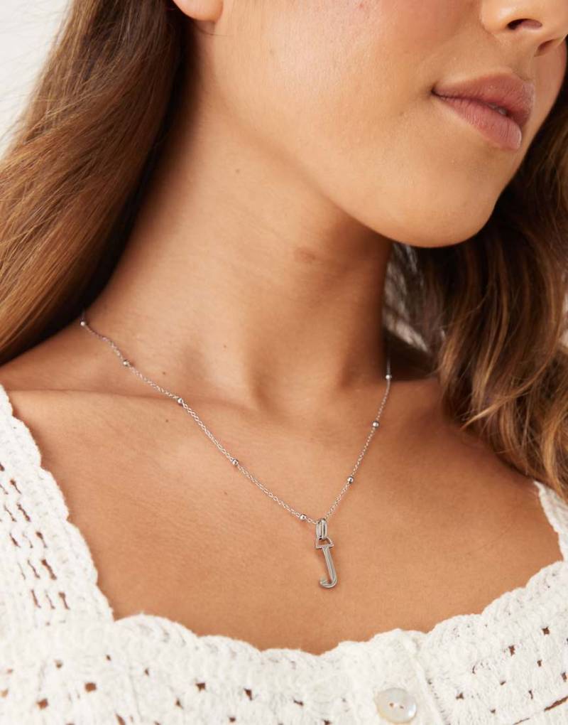 Abbott Lyon - Halskette aus versilbertem, wasserfestem Edelstahl mit „J"-Initiale von Abbott Lyon