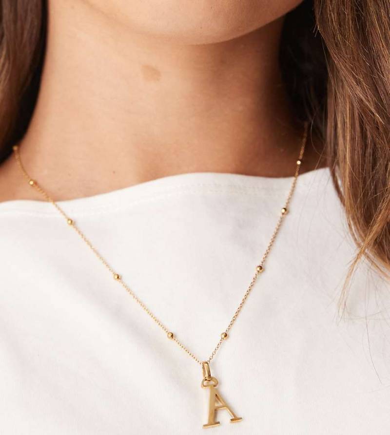 Abbott Lyon - Halskette aus wasserfestem Edelstahl mit 18-Karat-Vergoldung und Anhänger mit „A"-Initiale-Goldfarben von Abbott Lyon