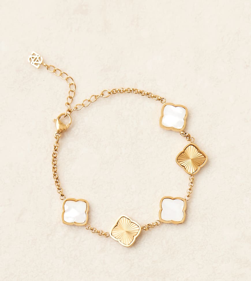 Abbott Lyon - Verstellbares Armband aus wasserfestem Edelstahl mit 18-Karat-Vergoldung und Klee-Motiven in Perlmutt und Goldoptik-Goldfarben von Abbott Lyon