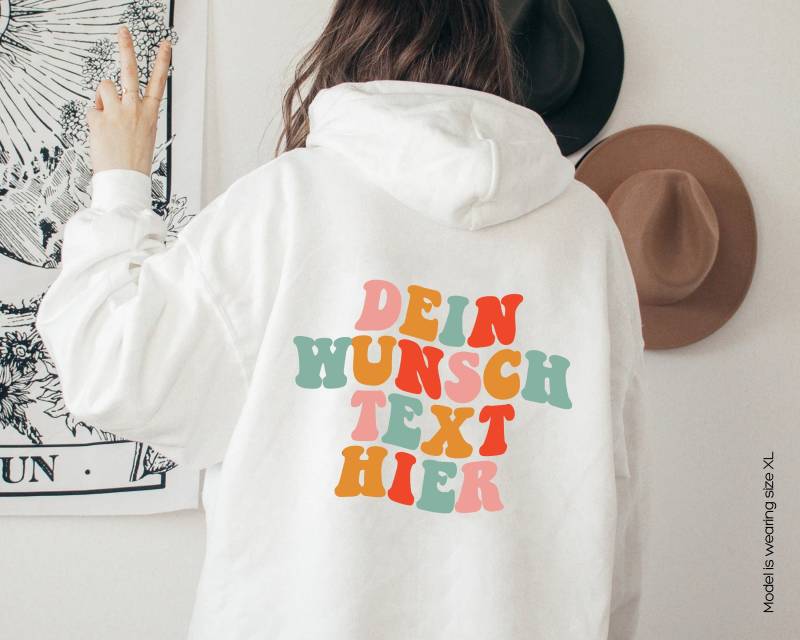 Personalisierter Hoodie Mit Retro Rücken Print, Süßer Kapuzenpullover Für Frauen Individuellem Spruch, Personalisiertes Geschenk Sie von AbbyMoonApparel