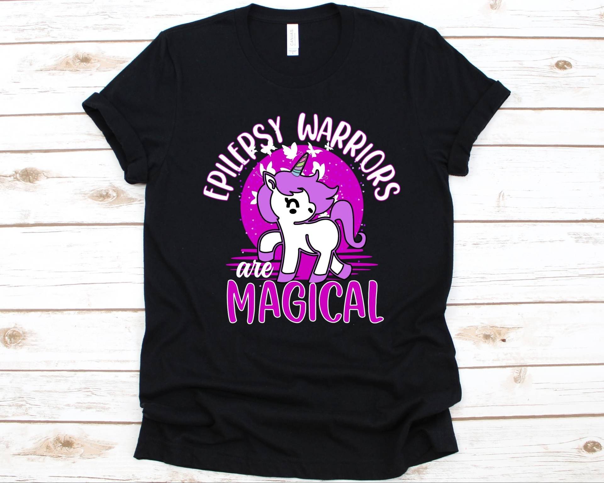 Epilepsie Krieger Sind Zauberhaftes Shirt, Süßes Einhorn T-Shirt, Bewusstseinsshirt Für Männer Und Frauen, Lila Band, Bewusstseinsband Shirt von AbbysDesignFactory