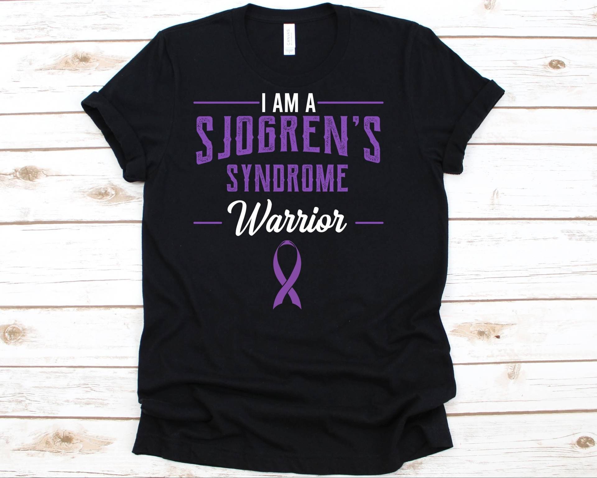 Ich Bin Ein Sjögren-Syndrom-Krieger-Shirt, Bewusstseins-Geschenk Für Sicca-Syndrom-Kämpfer-Überlebender, Autoimmunkrankheit-T-Shirt Männer Und Frauen von AbbysDesignFactory