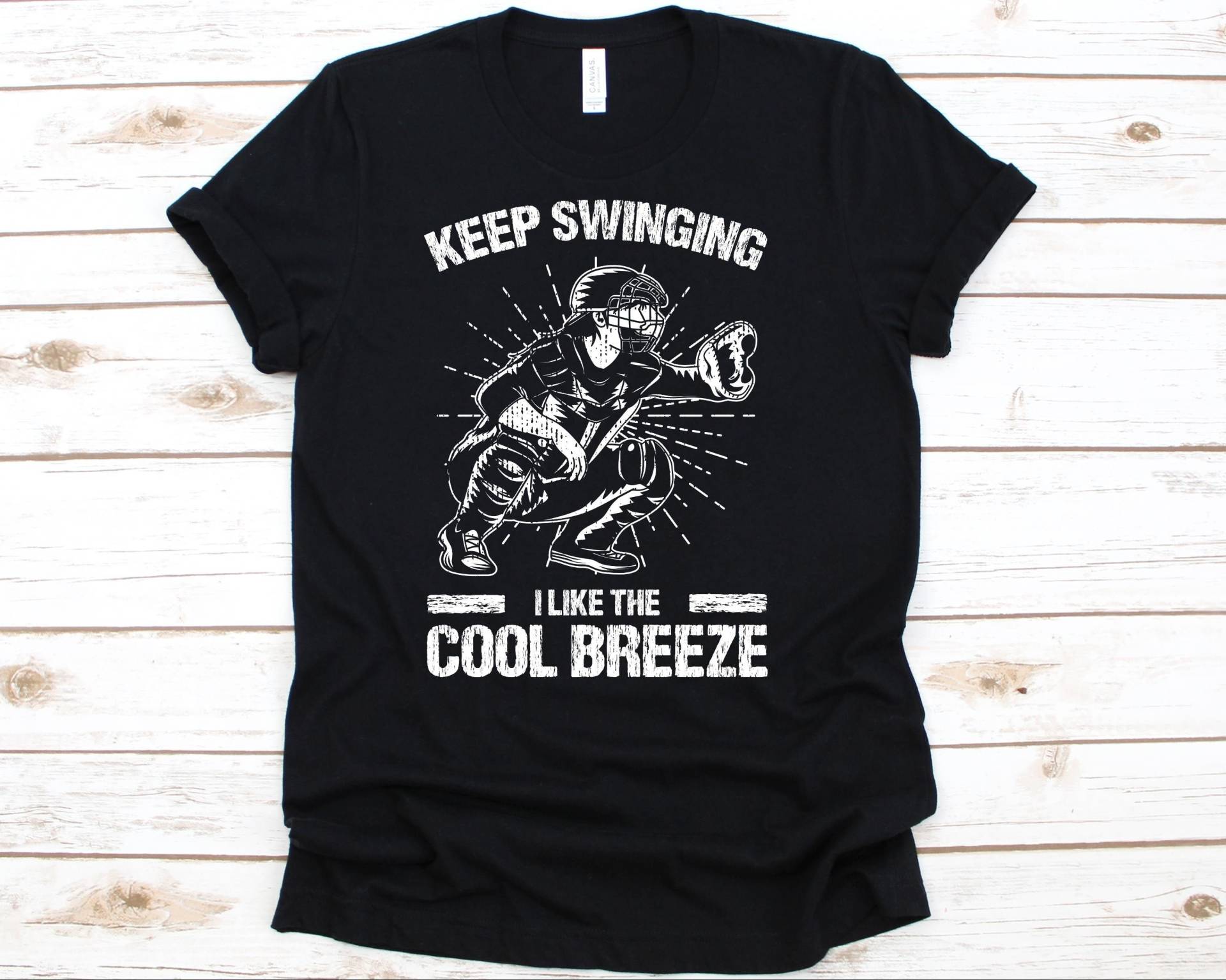 Keep Swinging I Like The Cool Breeze, Softball Catcher Shirt, Lustiges Geschenk Für Spieler, Baseball Liebhaber Tshirt, Team Shirt von AbbysDesignFactory