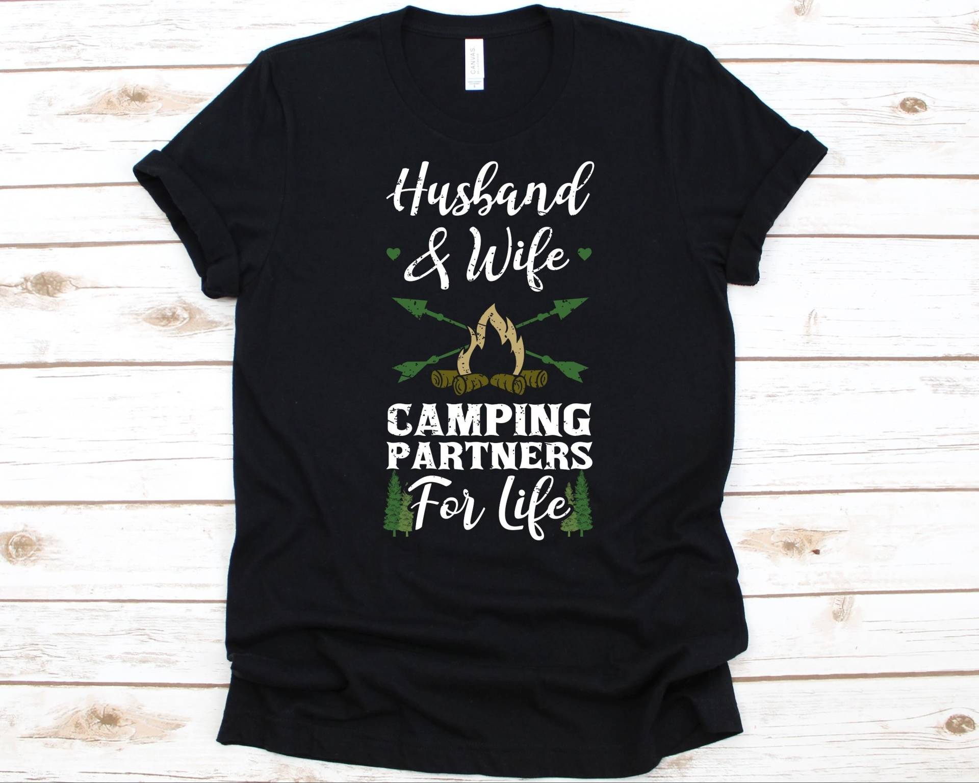 Mann & Frau Camping Partner Für Das Leben Shirt, Paar Geschenk Liebhaber, Bergwandern T-Shirt, Lagerfeuer Design von AbbysDesignFactory