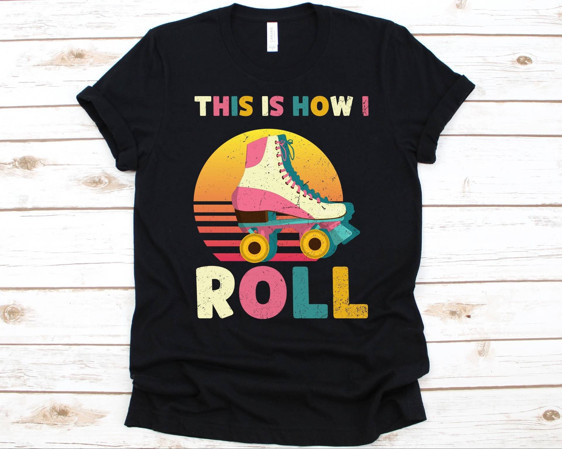 This Is How I Roll Shirt, Retro Rollschuh Geschenk, Skater, Skater Liebhaber, Roller Derby, Shirt Für Männer Frauen, Schuhe von AbbysDesignFactory