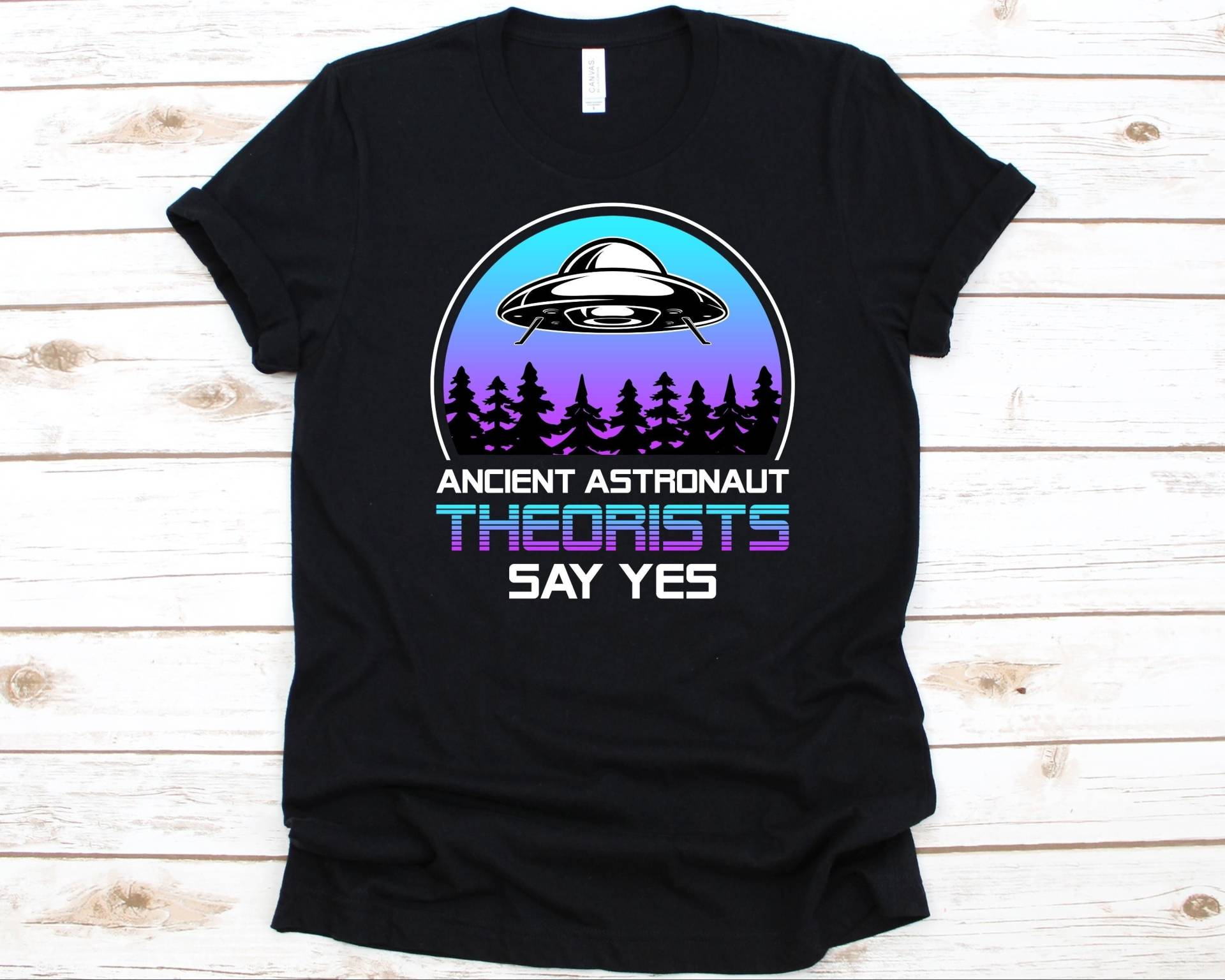 Uralte Astronaut Theoretiker Sagen Ja Shirt, Geschenk Für Männer Und Frauen, Grafik, Weltraum Design, Liebhaber Shirt von AbbysDesignFactory