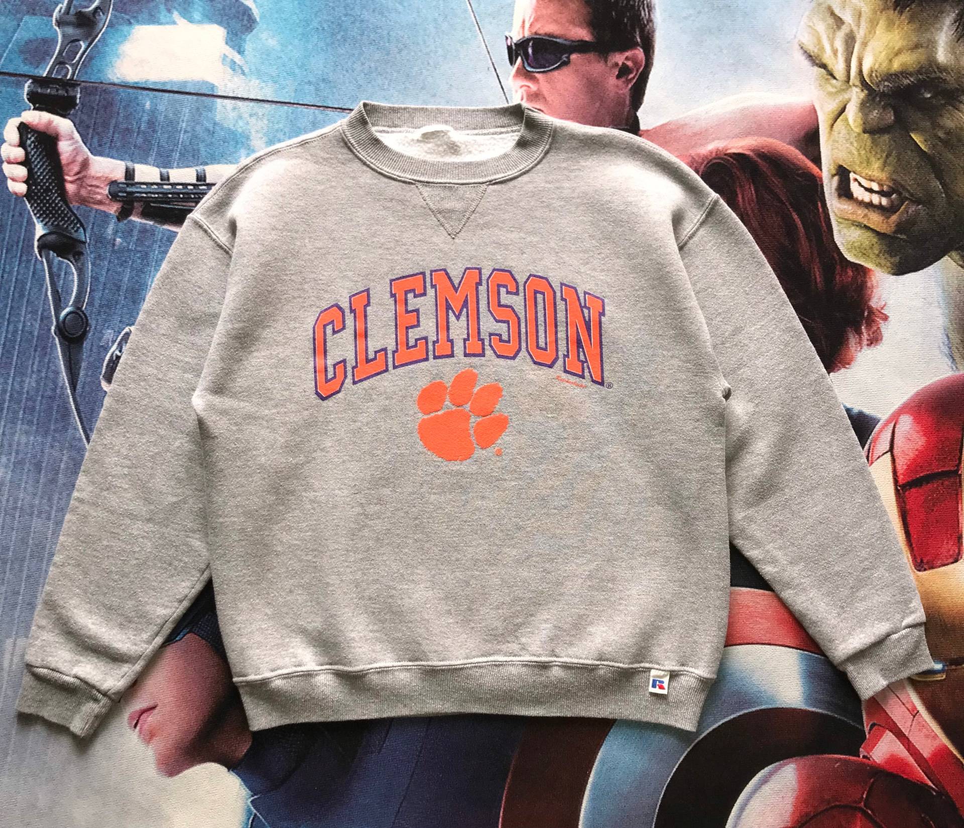 Vintage 90Er Jahre Ncaa The Clemson Tigers University Russell Tag Crewneck Sweatshirt Junge Größe | 10-12 von AbeVintageStore