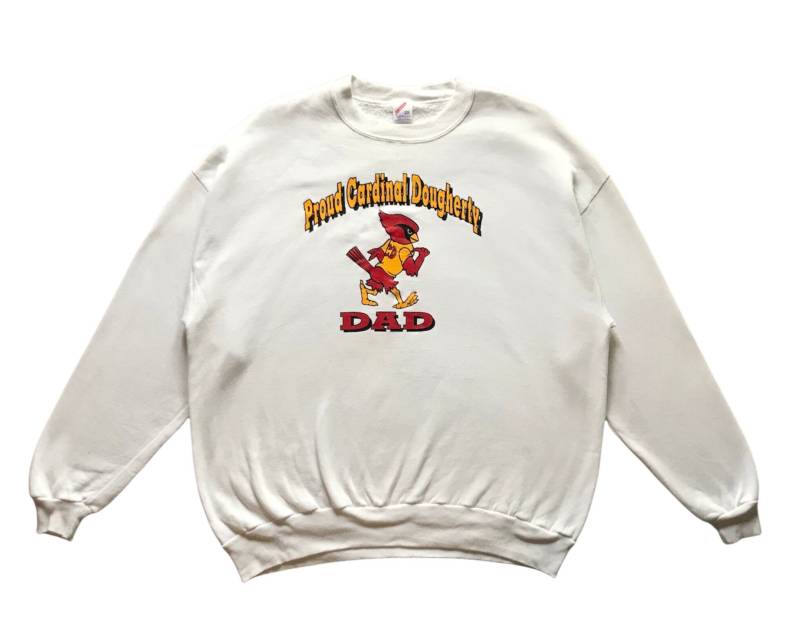 Vintage 90Er Jahre Proud Cardinal Dougherty Dad High School Spellout Crewneck Sweatshirt Baggy Style 2xl Größe von AbeVintageStore