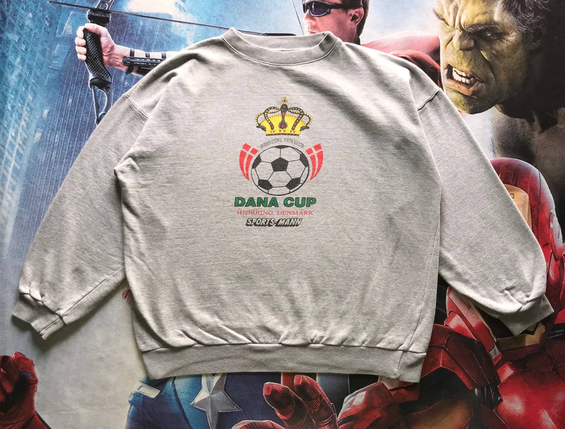 Vintage Sportswear Internationaler Jugendfussball Dana Cup Hjorring Denmark Spellout Crewneck Sweatshirt Xxl Größe von AbeVintageStore