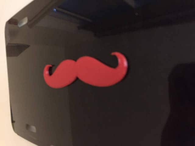 Frecher Schnurrbart in 3D Version - Einzigartig Nummernschild Einsatz Schwarz Mit Rot von AbelZunigaDesigns