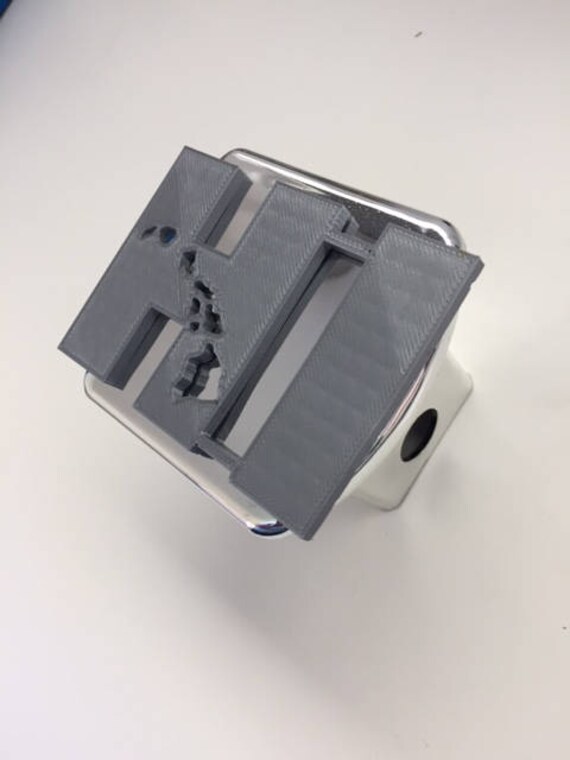 Hawaiis Big Island Innen Hi in 3D - Chrom Mit Grau 2 Trailer Hitch Cover Liebe Leben Pua Frieden Hang Loose von AbelZunigaDesigns