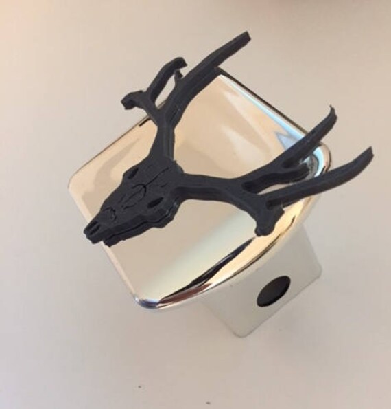 Hirsch, Scary Schädel in 3D - Chrom Mit Grau 2-Zoll-Trailer Hitch Cover Jagd von AbelZunigaDesigns