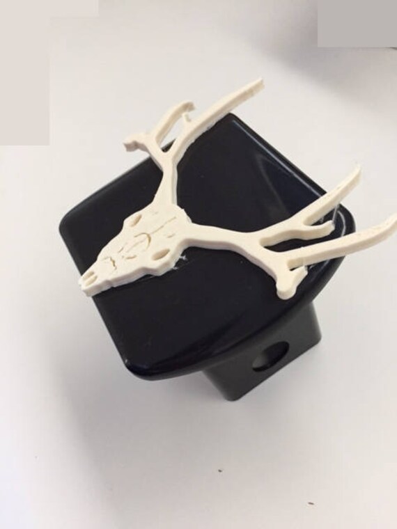 Hirsch, Scary Schädel in 3D - Schwarz Mit Weiß 2-Zoll-Trailer Hitch Cover Jagd von AbelZunigaDesigns