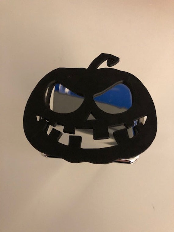 Jack O Lantern - Kürbis in 3D Chrom Mit Schwarz 2-Zoll-Trailer Hitch Cover Einhorn Besondere Halloween Style Jack-O-Laterne von AbelZunigaDesigns