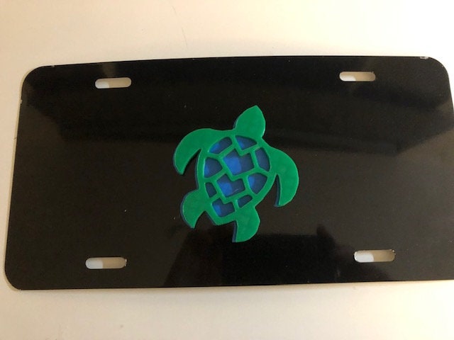 Schildkröte in 3D Grün Mit Blauen Shell - Schwarz Kfz Kennzeichen Einfügen Honu Schwimmen Frieden Hawaii von AbelZunigaDesigns