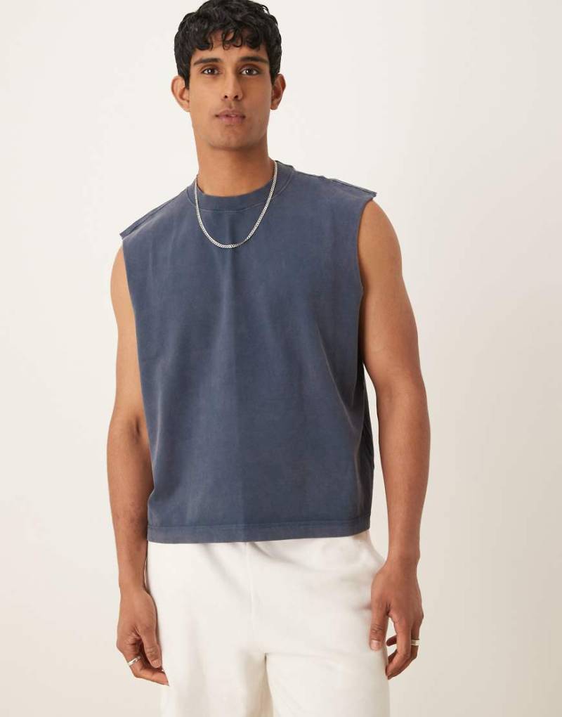 Abercrombie & Fitch - Ärmelloses Cropped Tanktop in Marineblau von Abercrombie & Fitch