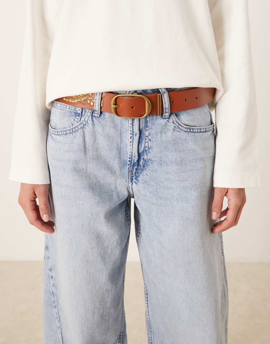 Abercrombie & Fitch - Bestickter Boho-Gürtel aus Leder in Braun-Brown von Abercrombie & Fitch