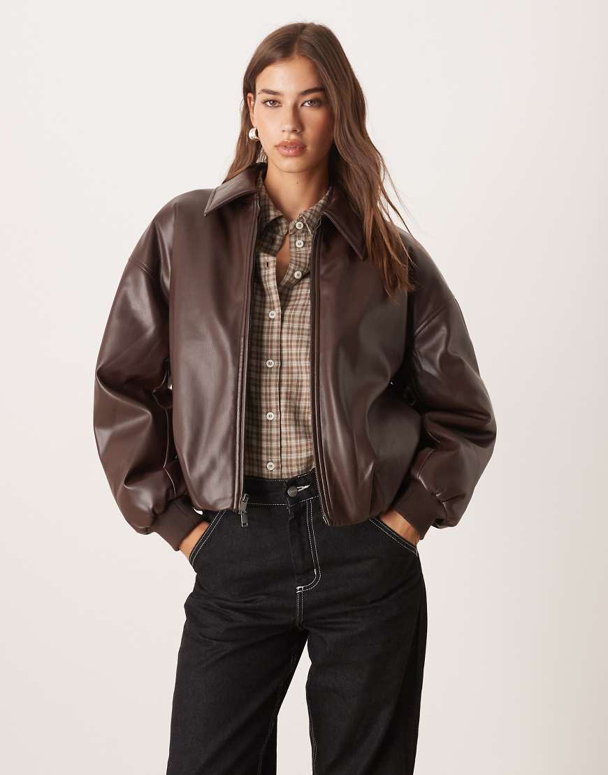 Abercrombie & Fitch - Bomberjacke aus Kunstleder in Braun mit Ballonsaum-Brown von Abercrombie & Fitch
