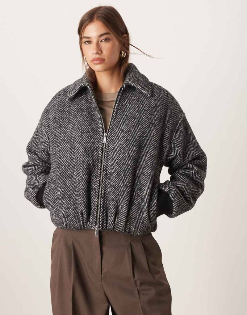 Abercrombie & Fitch - Bomberjacke in Grau, in Wolloptik mit Fischgrätmuster und Ballonsaum von Abercrombie & Fitch