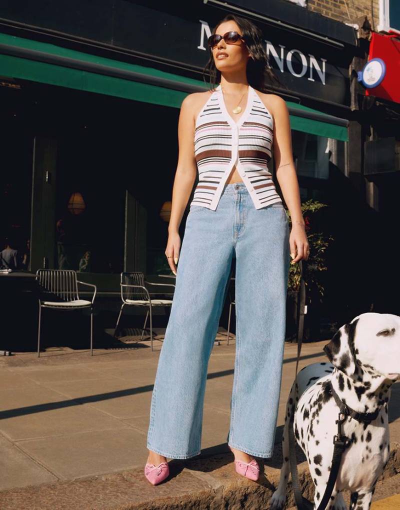 Abercrombie & Fitch - Curve Love - Weit geschnittene Jeans in mittlerer Waschung mit hohem Bund-Blau von Abercrombie & Fitch