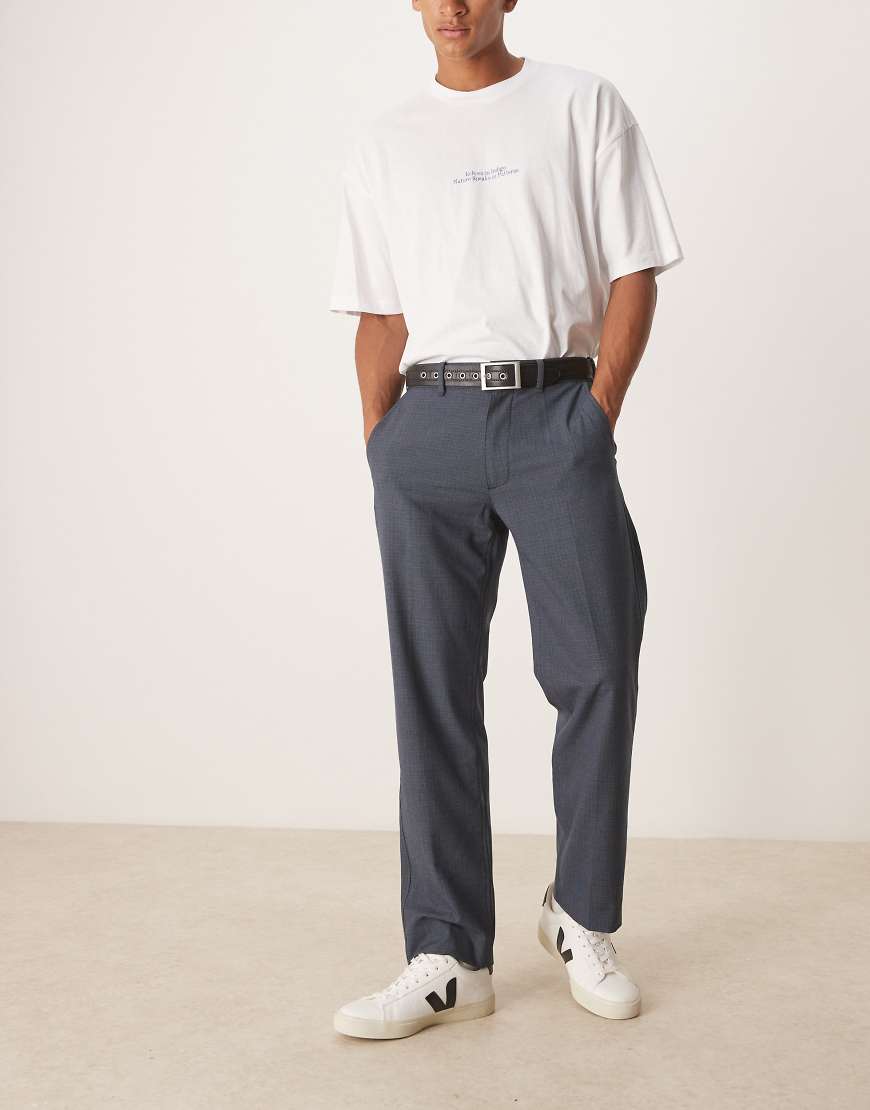 Abercrombie & Fitch - Elegante, karierte Relaxed Fit Hose in Marineblau mit geradem Schnitt von Abercrombie & Fitch