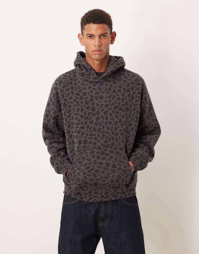 Abercrombie & Fitch - Essential - Kapuzenpullover in Grau mit Leopardenmuster und Tasche vorne von Abercrombie & Fitch
