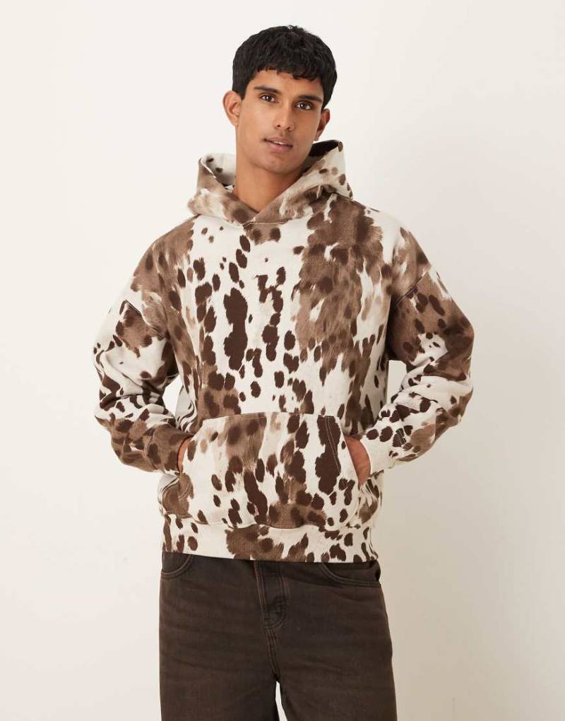 Abercrombie & Fitch - Essential - Kapuzenpullover mit Tasche vorne und Kuhfleckenmuster-Bunt von Abercrombie & Fitch