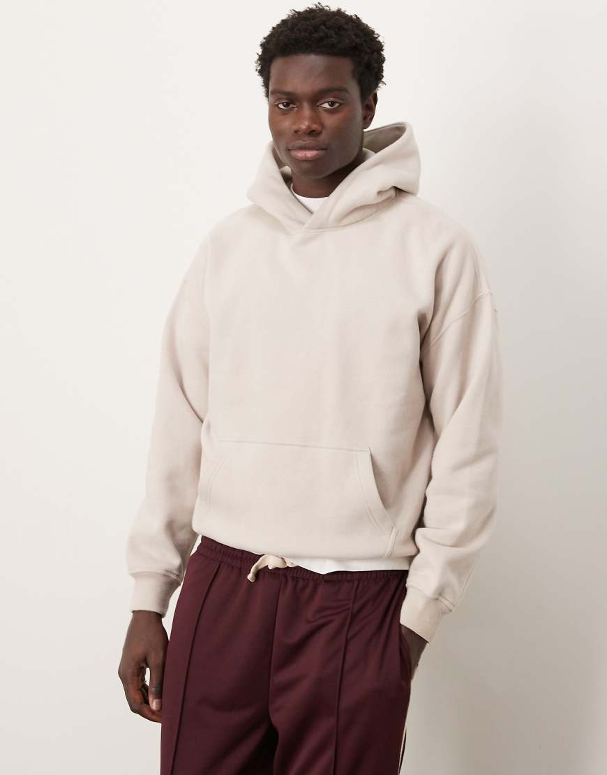 Abercrombie & Fitch - Essential - Kurz geschnittener Kapuzenpullover in Creme-Neutral Abercrombie & Fitch - Essential - Kurz geschnittener Kapuzenpullover in Creme-Neutral von Abercrombie & Fitch