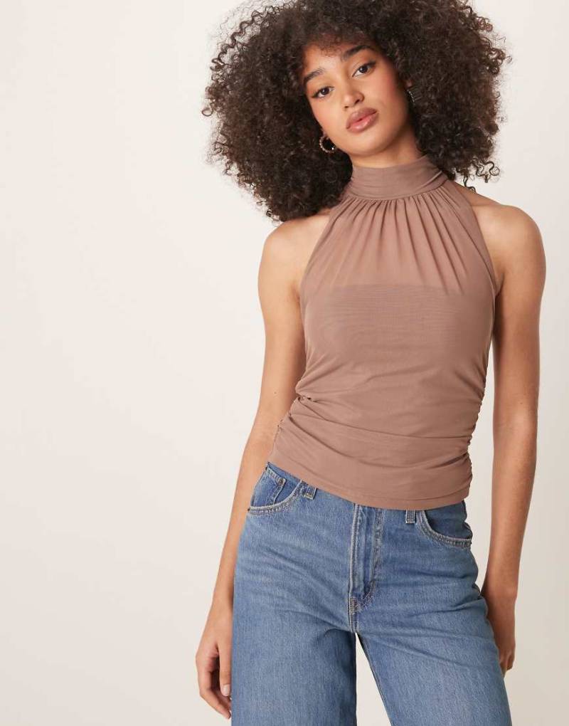 Abercrombie & Fitch - Gerafftes Neckholder-Oberteil aus Netzstoff in Taupe-Braun von Abercrombie & Fitch