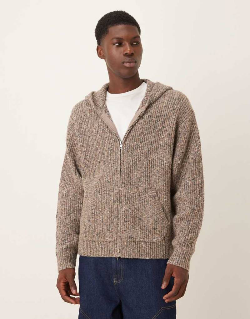 Abercrombie & Fitch - Gerippter Strickpullover in Braun mit durchgehendem Reißverschluss und Kapuze-Brown von Abercrombie & Fitch