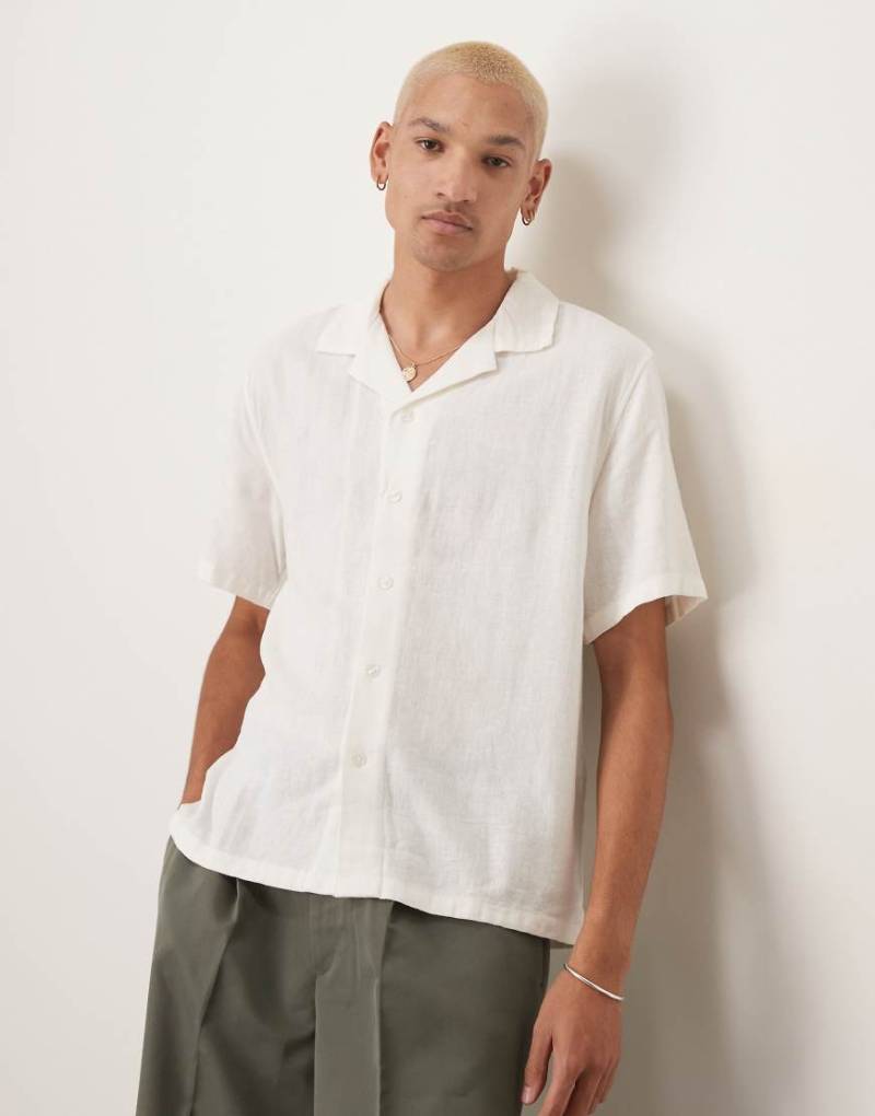 Abercrombie & Fitch - Kurzärmliges Hemd aus Leinen in Weiß mit Kragen von Abercrombie & Fitch