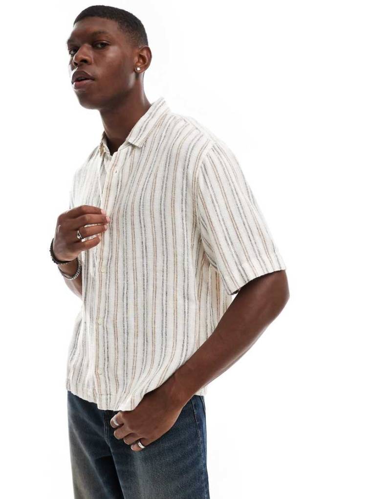 Abercrombie & Fitch - Kurzärmliges Leinenhemd in Cremeweiß gestreift-Neutral von Abercrombie & Fitch