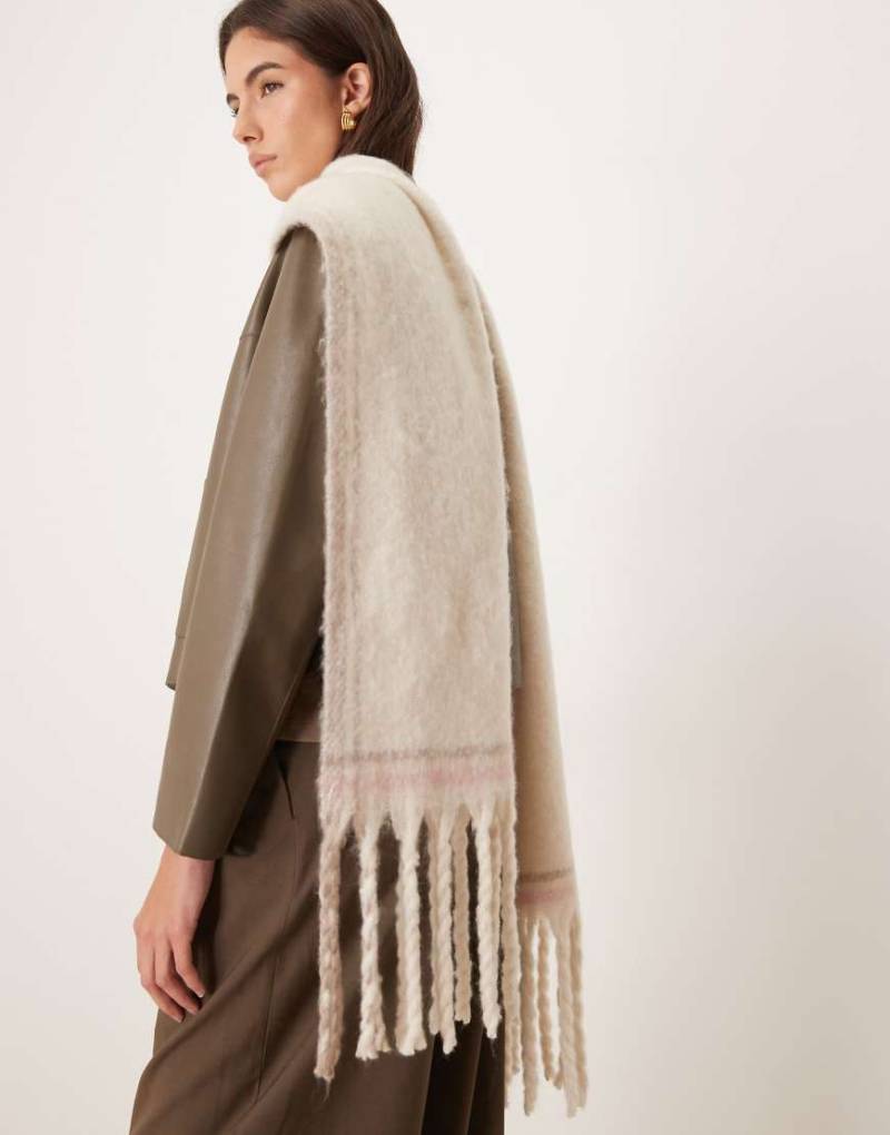 Abercrombie & Fitch - Kuscheliger Schal mit Schottenkaros in Cremeweiß und Braun-Brown von Abercrombie & Fitch